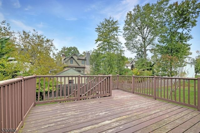 819 Ridgewood Rd, Millburn Twp., NJ 07041