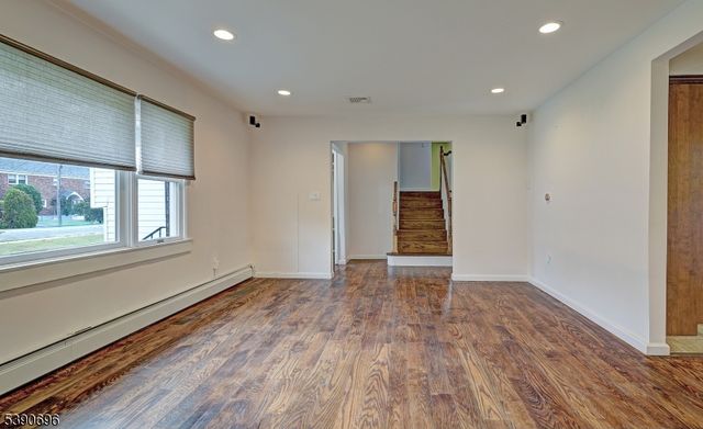 819 Ridgewood Rd, Millburn Twp., NJ 07041