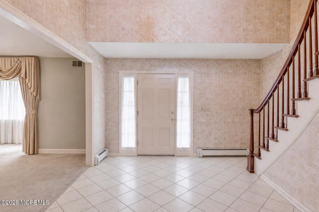 886 Ocean View Drive, Toms River, NJ 08753
