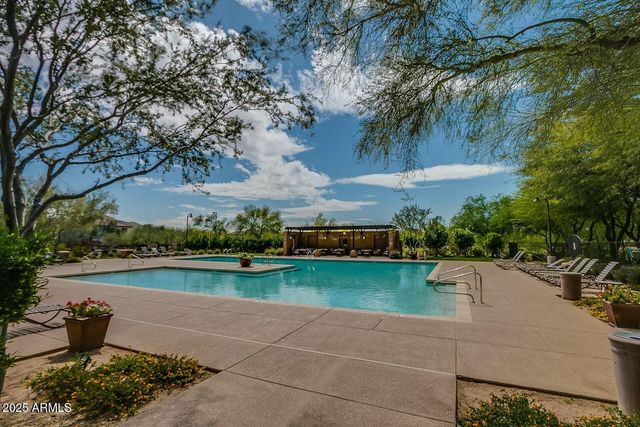 2174 W BURNSIDE Trail, Phoenix, AZ 85085