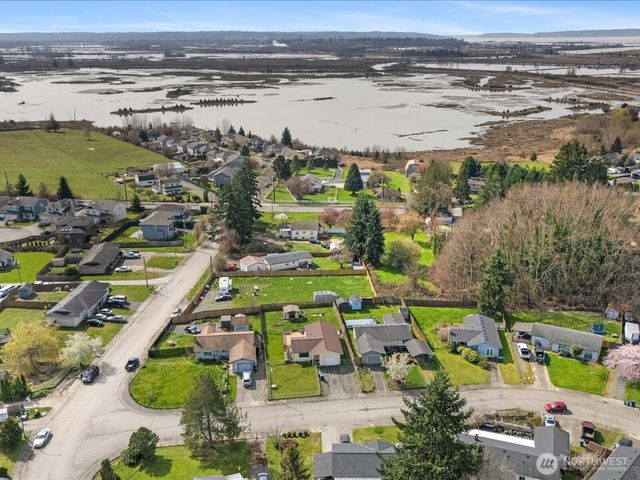 6030 57th Drive NE, Marysville, WA 98270