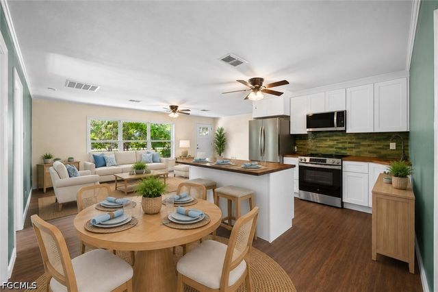 3680 Mango ST, St James City, FL 33956