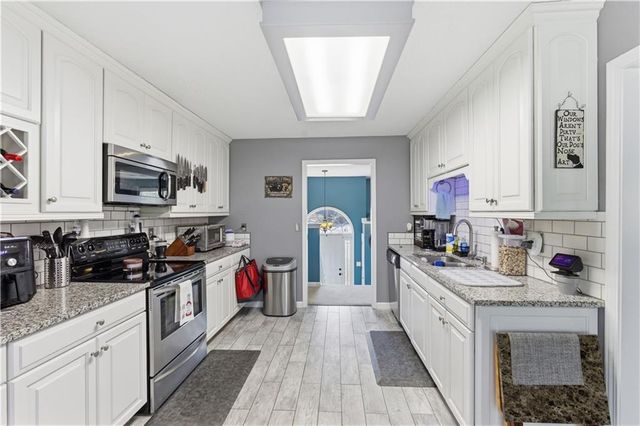 5407 Lombardy Drive, Lula, GA 30554
