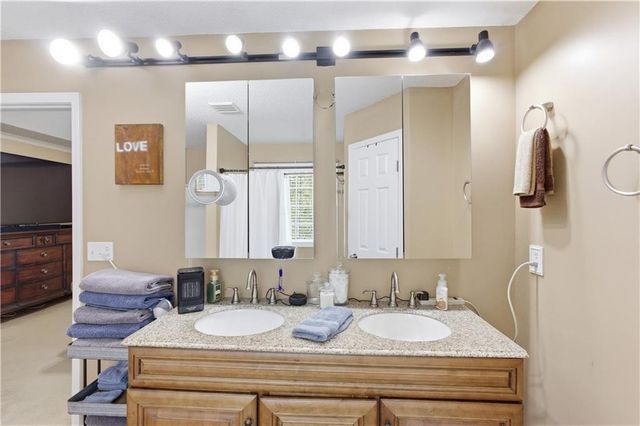 5407 Lombardy Drive, Lula, GA 30554
