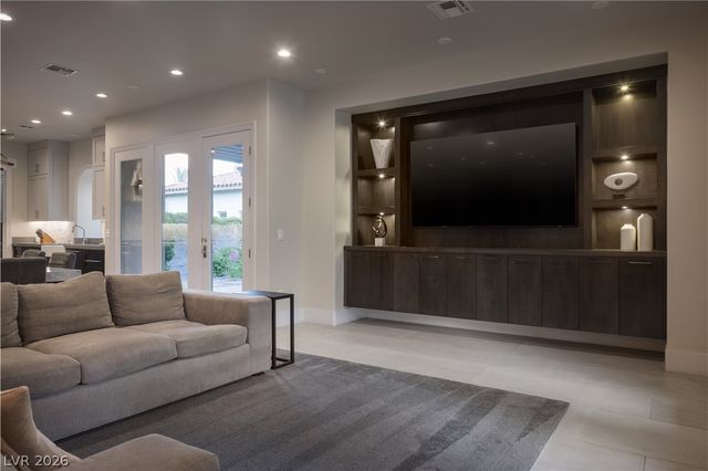2885 Red Arrow Drive, Las Vegas, NV 89135