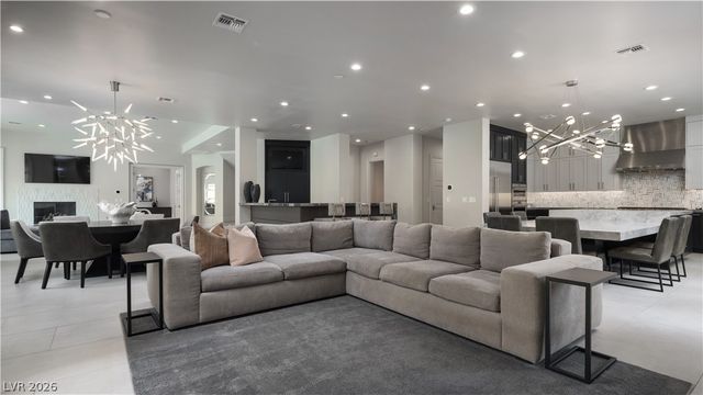 2885 Red Arrow Drive, Las Vegas, NV 89135