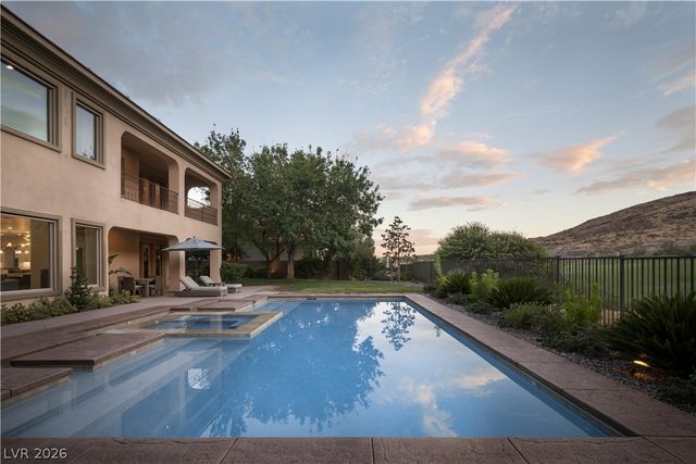 2885 Red Arrow Drive, Las Vegas, NV 89135