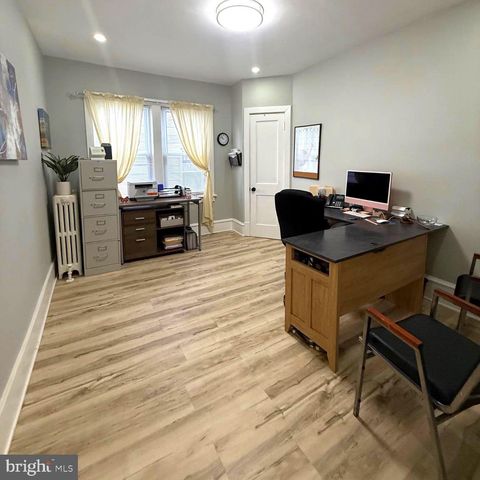 1814 3RD AVE, Pottsville, PA 17901