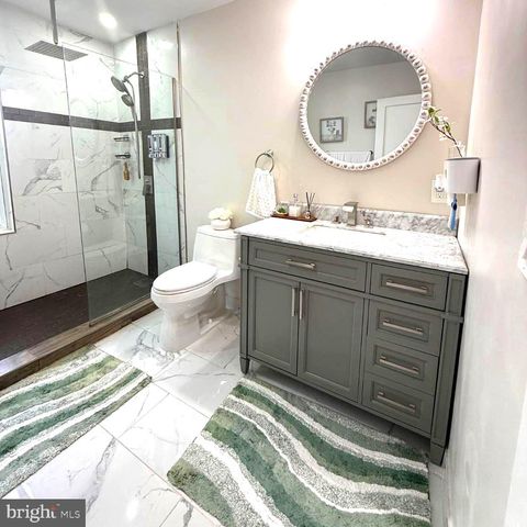 1814 3RD AVE, Pottsville, PA 17901