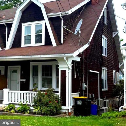 1814 3RD AVE, Pottsville, PA 17901