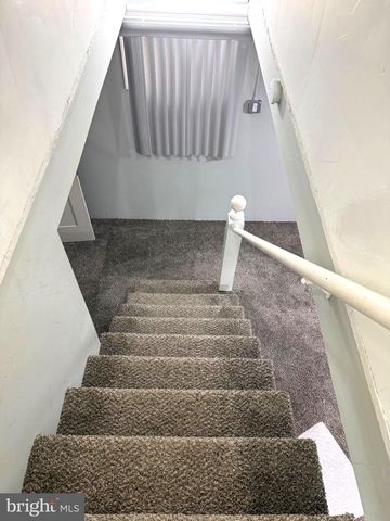 1814 3RD AVE, Pottsville, PA 17901