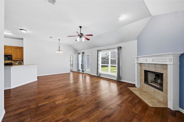 9025 River Falls Drive, Fort Worth, TX 76118