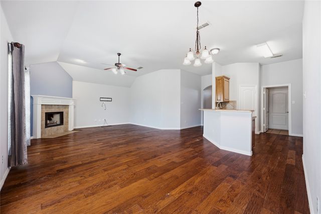 9025 River Falls Drive, Fort Worth, TX 76118