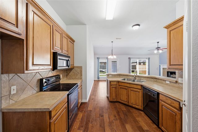 9025 River Falls Drive, Fort Worth, TX 76118