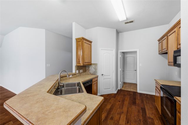 9025 River Falls Drive, Fort Worth, TX 76118