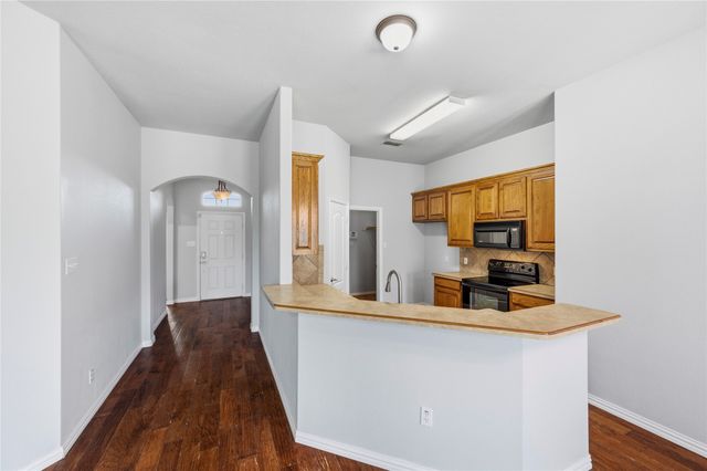 9025 River Falls Drive, Fort Worth, TX 76118
