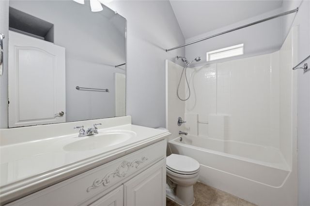 9025 River Falls Drive, Fort Worth, TX 76118