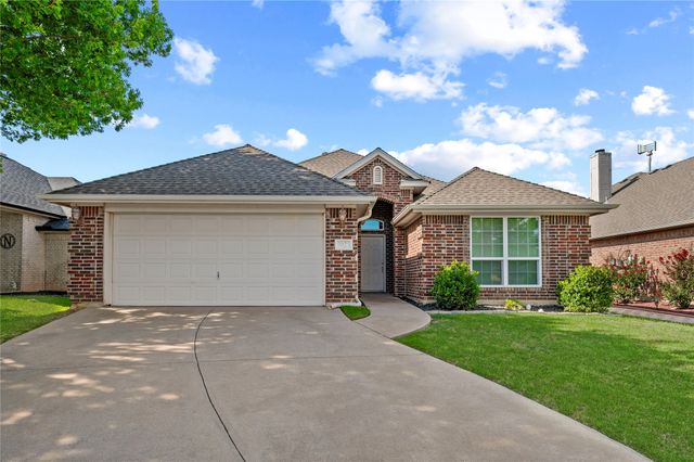 9025 River Falls Drive, Fort Worth, TX 76118
