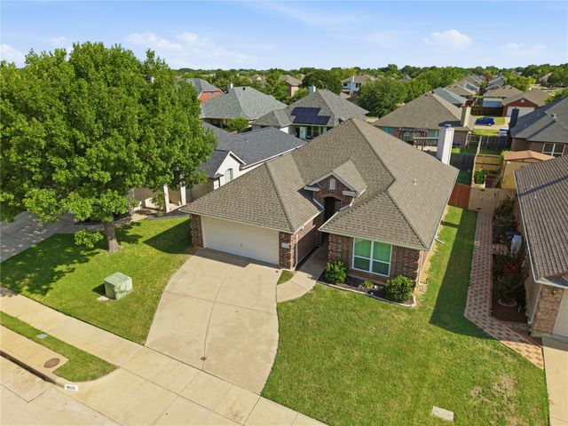 9025 River Falls Drive, Fort Worth, TX 76118