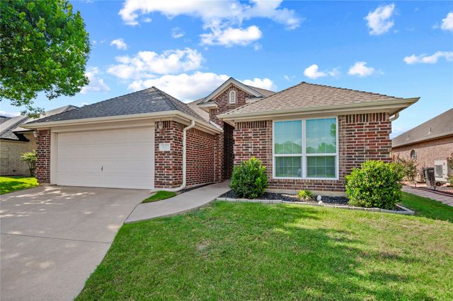 9025 River Falls Drive, Fort Worth, TX 76118