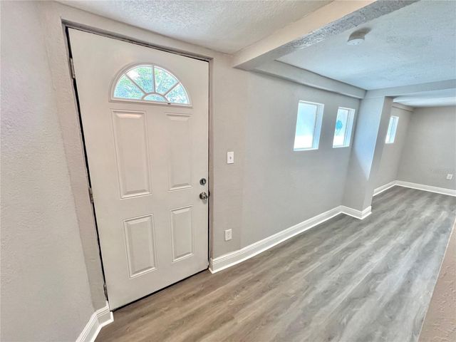 115 W ALLISON COURT, Tampa, FL 33603