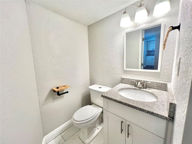 115 W ALLISON COURT, Tampa, FL 33603