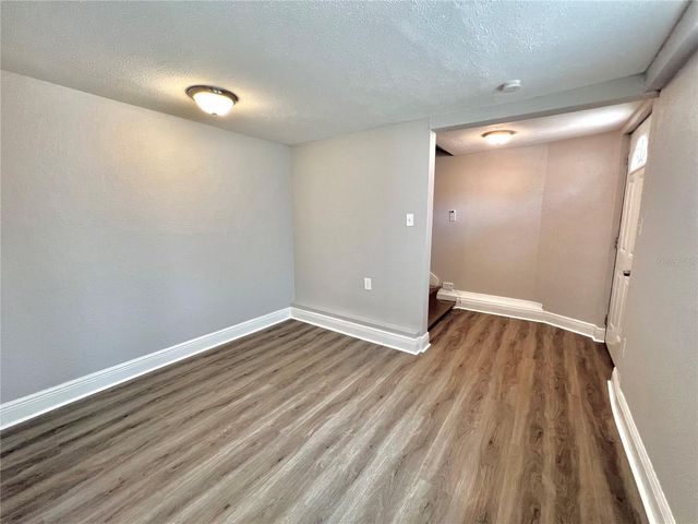 115 W ALLISON COURT, Tampa, FL 33603