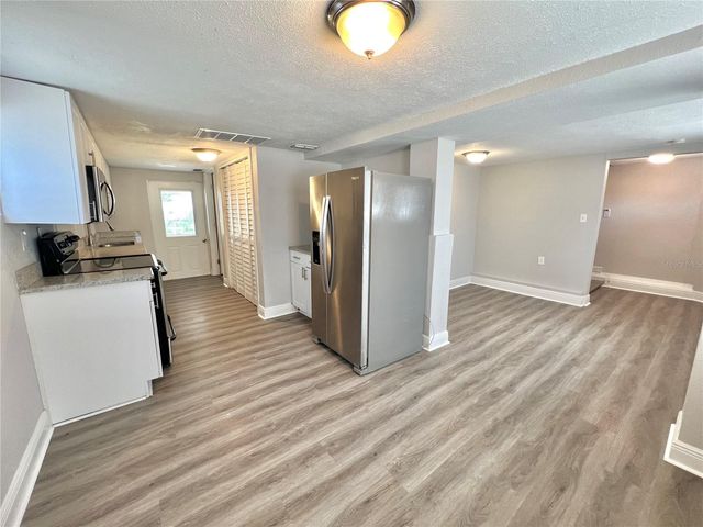 115 W ALLISON COURT, Tampa, FL 33603