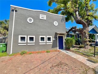 115 W ALLISON COURT, Tampa, FL 33603