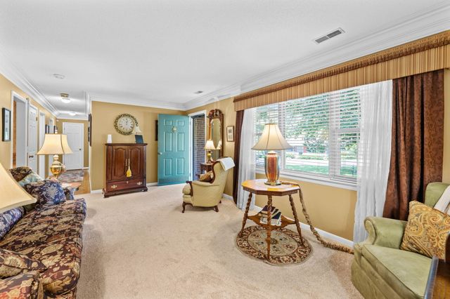 1126 Charwood Lane, Hixson, TN 37343