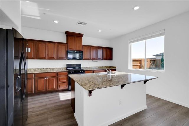 1548 Pheasant Run Dr, Arboga, CA 95961