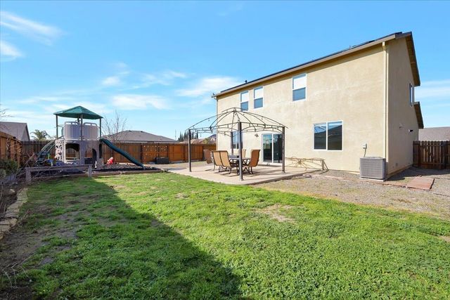 1548 Pheasant Run Dr, Arboga, CA 95961