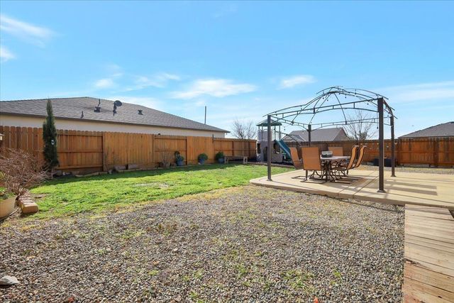 1548 Pheasant Run Dr, Arboga, CA 95961
