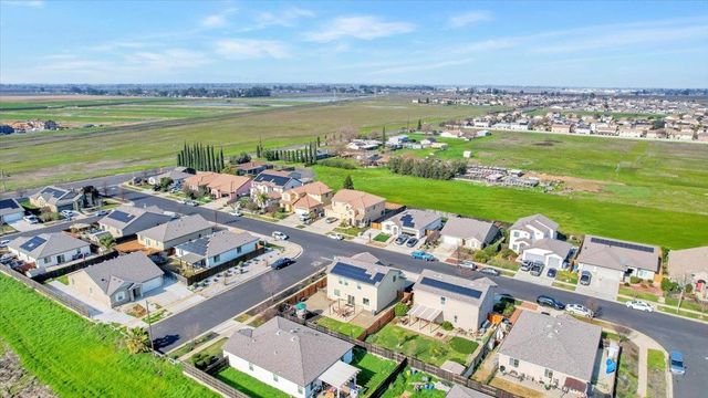 1548 Pheasant Run Dr, Arboga, CA 95961