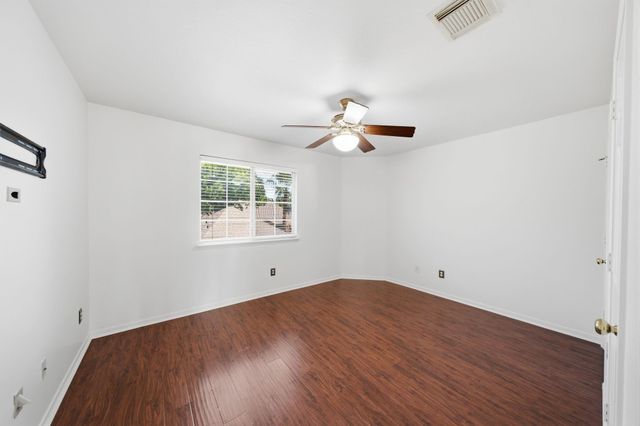 2222 Scenic Shore Drive, Seabrook, TX 77586