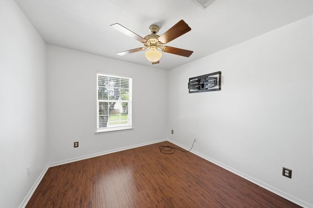2222 Scenic Shore Drive, Seabrook, TX 77586