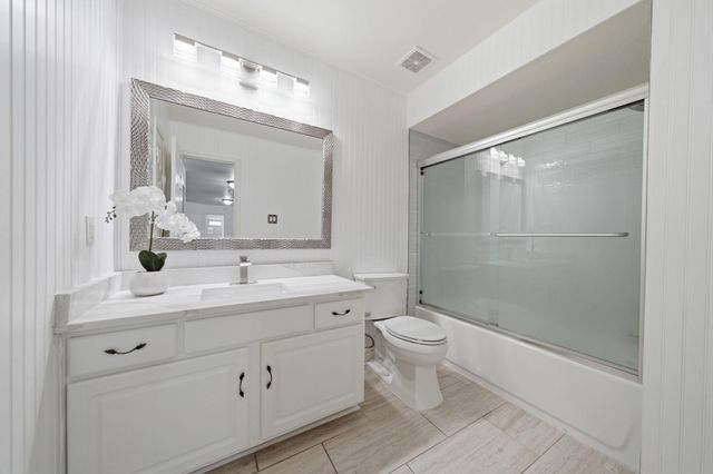 2222 Scenic Shore Drive, Seabrook, TX 77586