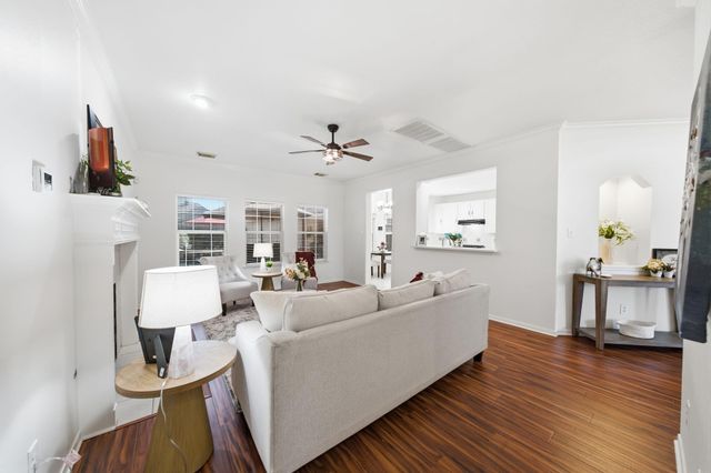 2222 Scenic Shore Drive, Seabrook, TX 77586