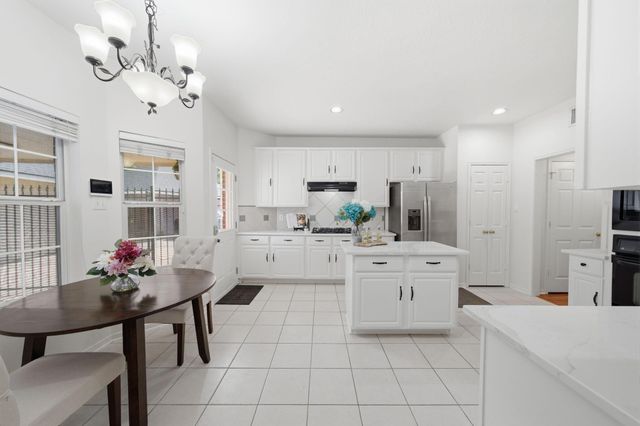 2222 Scenic Shore Drive, Seabrook, TX 77586