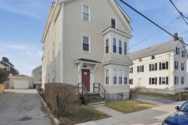 29 Palmer Street, Fall River, MA 02724