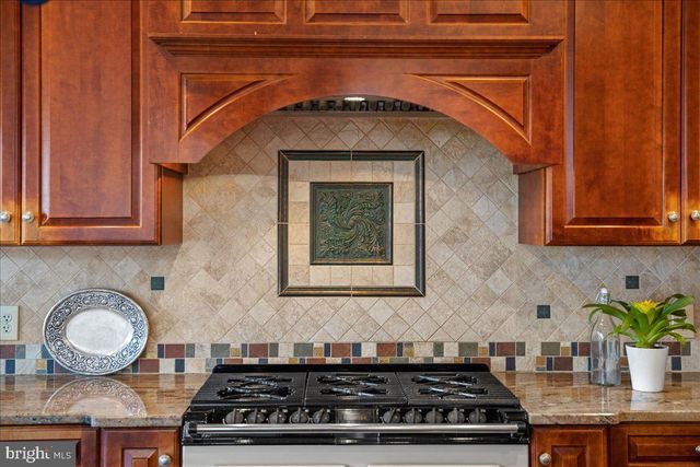 26 WORMANSVILLE RD, Pipersville, PA 18947