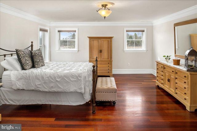 26 WORMANSVILLE RD, Pipersville, PA 18947