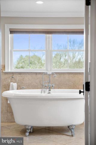 26 WORMANSVILLE RD, Pipersville, PA 18947