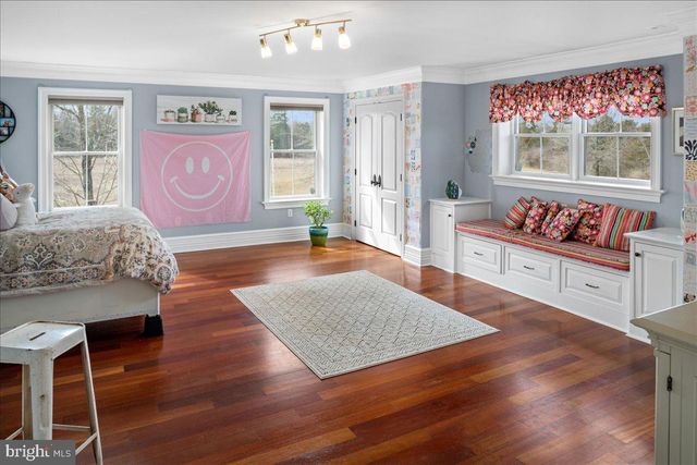 26 WORMANSVILLE RD, Pipersville, PA 18947