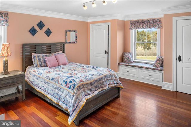 26 WORMANSVILLE RD, Pipersville, PA 18947