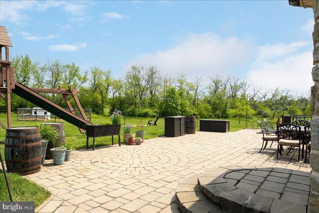 26 WORMANSVILLE RD, Pipersville, PA 18947