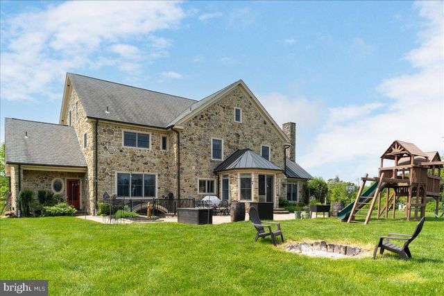 26 WORMANSVILLE RD, Pipersville, PA 18947