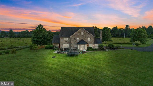 26 WORMANSVILLE RD, Pipersville, PA 18947