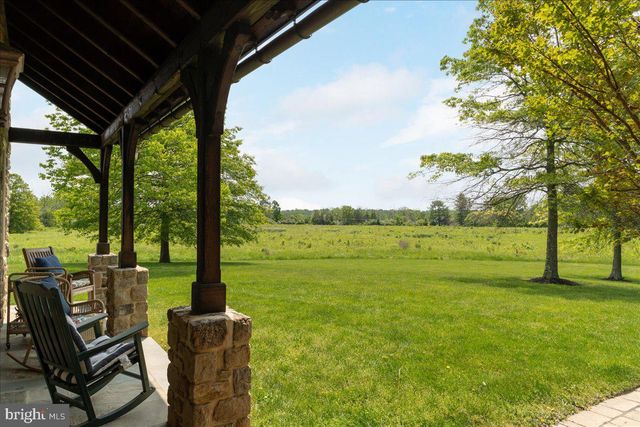 26 WORMANSVILLE RD, Pipersville, PA 18947