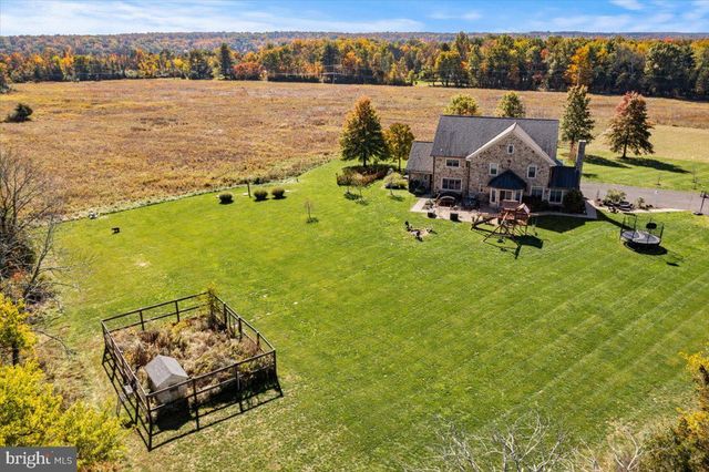 26 WORMANSVILLE RD, Pipersville, PA 18947